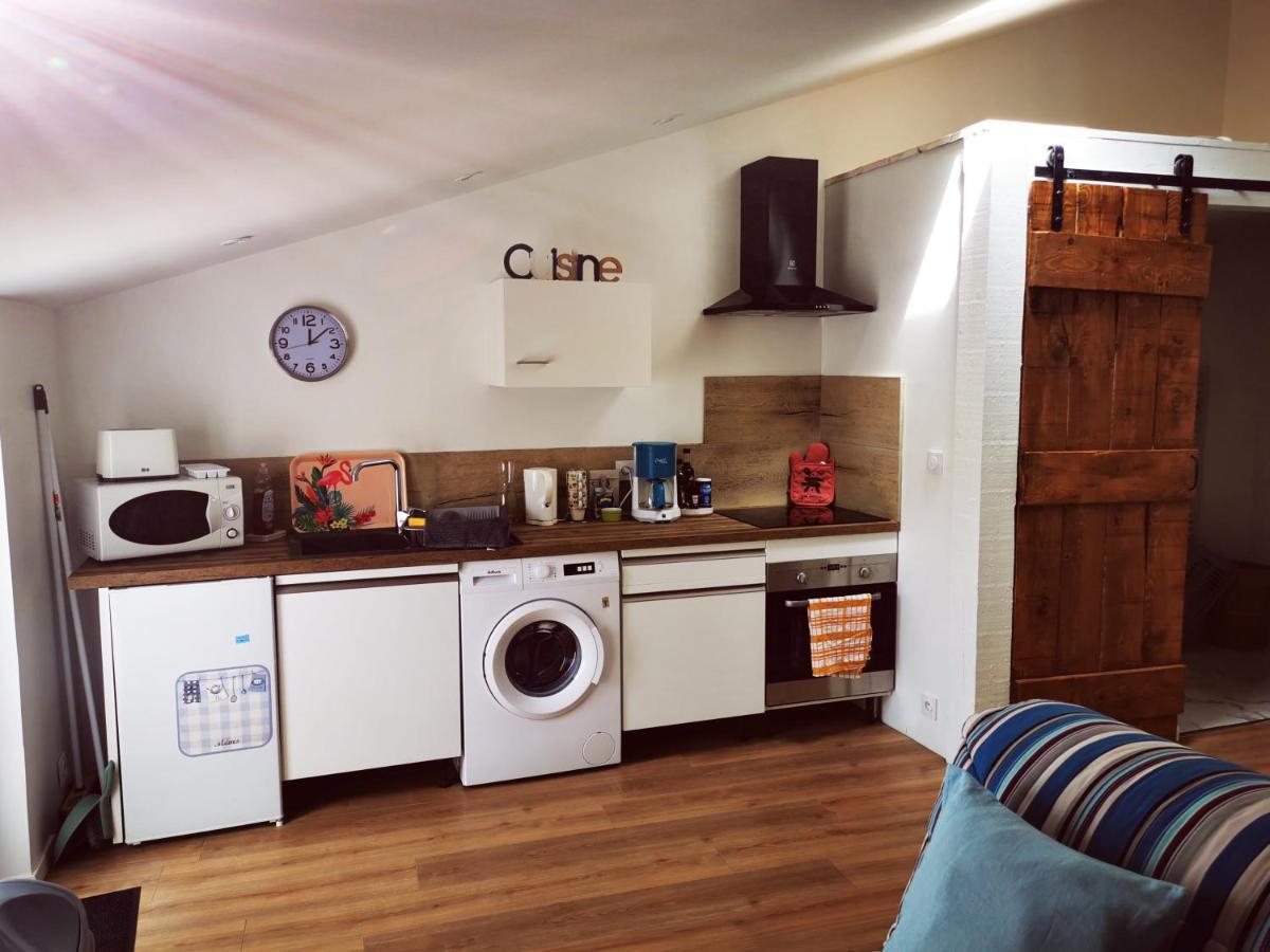 Appartement Avec Terrasse Saint-Martin-de-Brômes Eksteriør billede